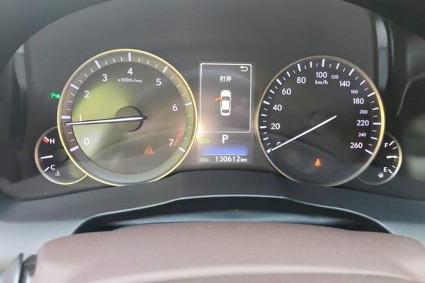 Lexus ES 2015, 130600 км, за 14451 USD - фото 8