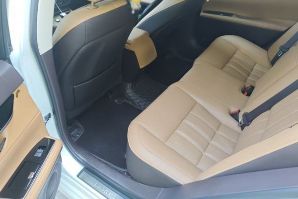 Lexus ES 2015, 130600 км, за 14451 USD - фото 14