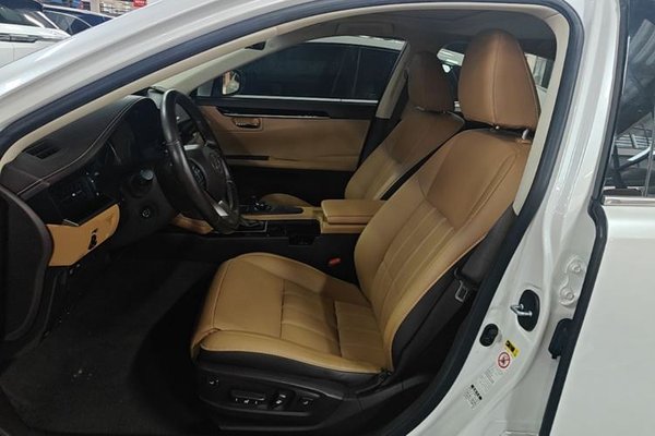 Lexus ES 2017, за 22972 USD - фото 19