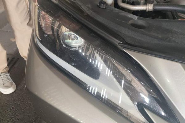 Lexus ES 2018, 188700 км, за 20772 USD - фото 7