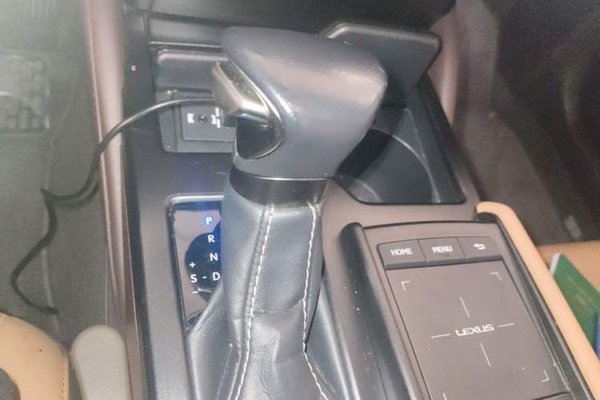 Lexus ES 2018, 188700 км, за 20772 USD - фото 13