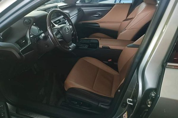 Lexus ES 2018, 94400 км, за 22924 USD - фото 17