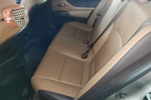 Lexus ES 2018, 94400 км, за 22924 USD - фото 20