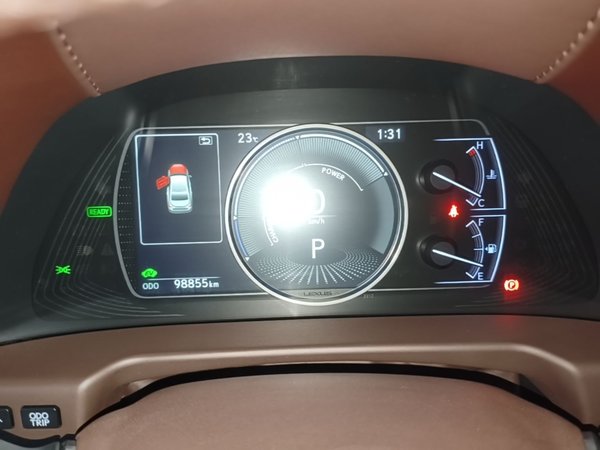 Lexus ES 2018, 98900 км, за 25349 USD - фото 15