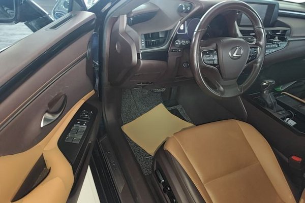 Lexus ES 2020, 84200 км, за 23168 USD - фото 18