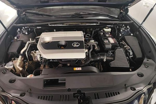 Lexus ES 2020, 84200 км, за 23168 USD - фото 24