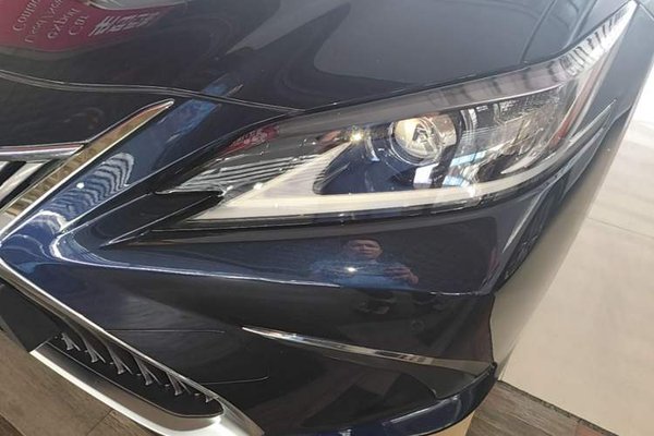 Lexus ES 2020, 84200 км, за 23168 USD - фото 8