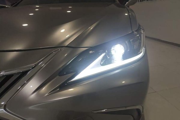 Lexus ES 2020, 135200 км, за 24704 USD - фото 9