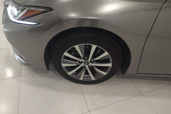 Lexus ES 2020, 135200 км, за 24704 USD - фото 8