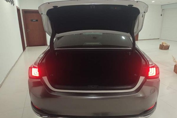 Lexus ES 2020, 135200 км, за 24704 USD - фото 22