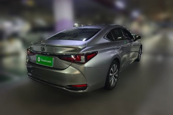 Lexus ES 2020, 56300 км, за 21732 USD - фото 6