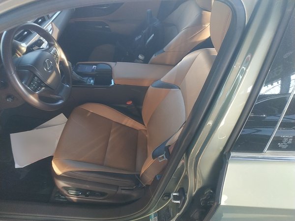 Lexus ES 2020, 47699 км, за 25596 USD - фото 18