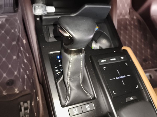 Lexus ES 2020, 76000 км, за 24669 USD - фото 19