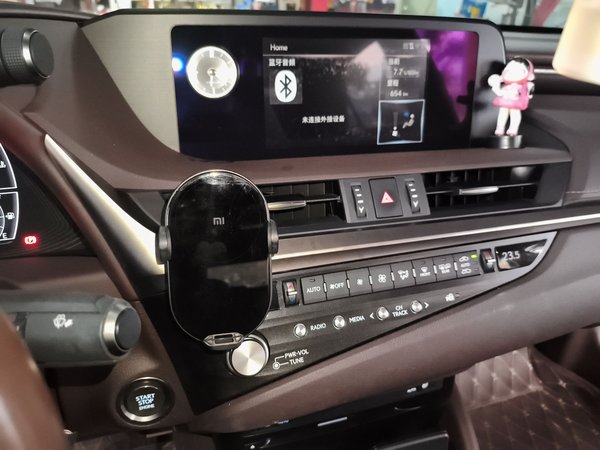 Lexus ES 2020, 76000 км, за 24669 USD - фото 15