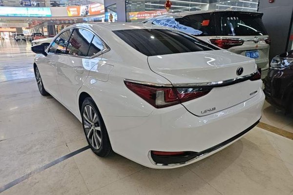 Lexus ES 2020, 54000 км, за 24212 USD - фото 24