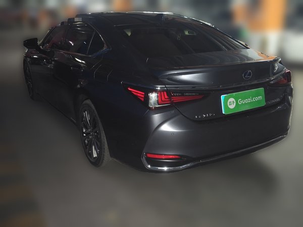 Lexus ES 2020, 93500 км, за 32360 USD