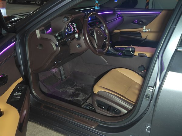 Lexus ES 2020, 93500 км, за 32360 USD - фото 17