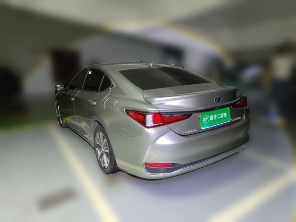 Lexus ES 2020, 93100 км, за 29032 USD