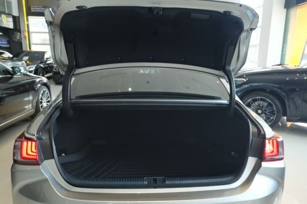 Lexus ES 2021, 24500 км, за 27811 USD - фото 22