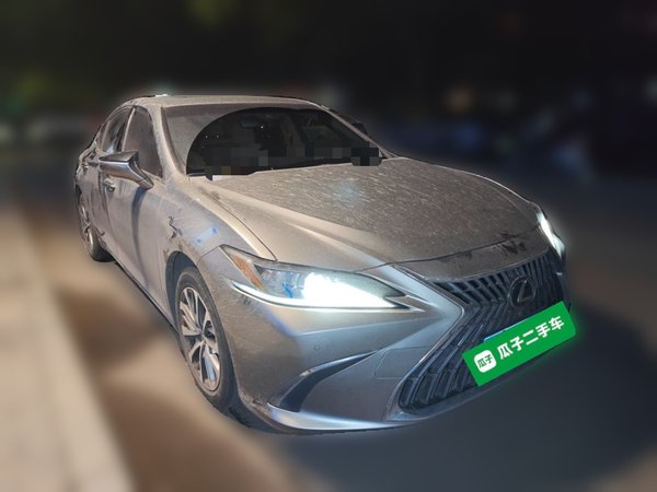 Lexus ES 2021, 48800 км, за 25215 USD
