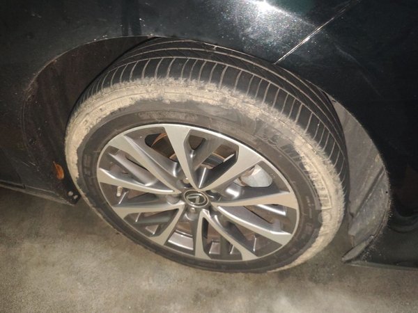 Lexus ES 2022, 62100 км, за 32527 USD - фото 8