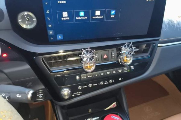 Lexus ES 2022, 45500 км, за 37080 USD - фото 14
