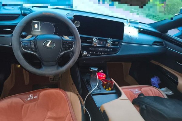 Lexus ES 2022, 45500 км, за 37080 USD - фото 10