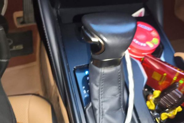 Lexus ES 2022, 45500 км, за 37080 USD - фото 15