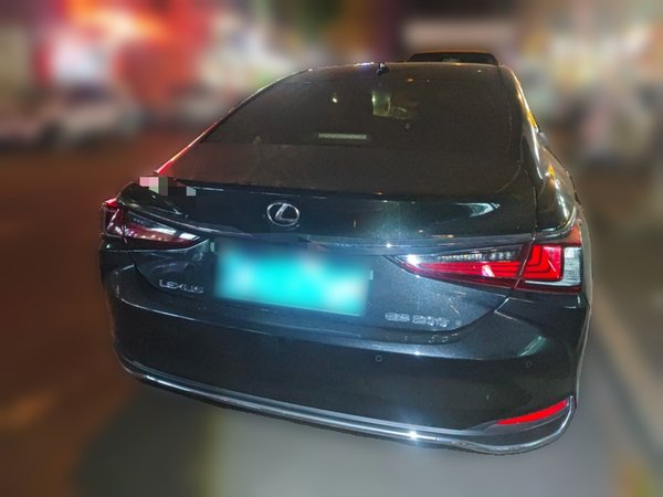 Lexus ES 2023, 17700 км, за 29782 USD - фото 6