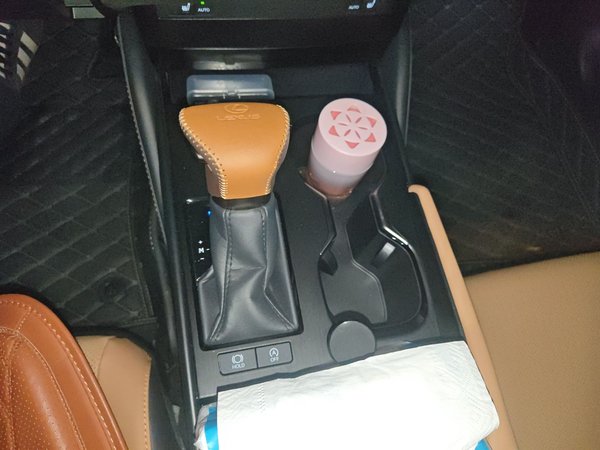 Lexus ES 2023, 17700 км, за 29782 USD - фото 20