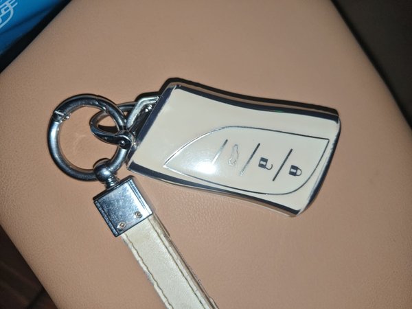 Lexus ES 2023, 17700 км, за 29782 USD - фото 9