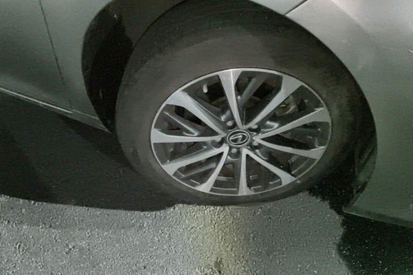 Lexus ES 2023, 22700 км, за 27284 USD - фото 8