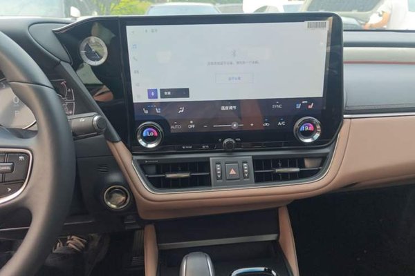 Lexus ES 2025, 3500 км, за 34409 USD - фото 16