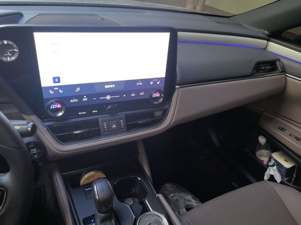 Lexus ES 2025, 9200 км, за 32584 USD - фото 10