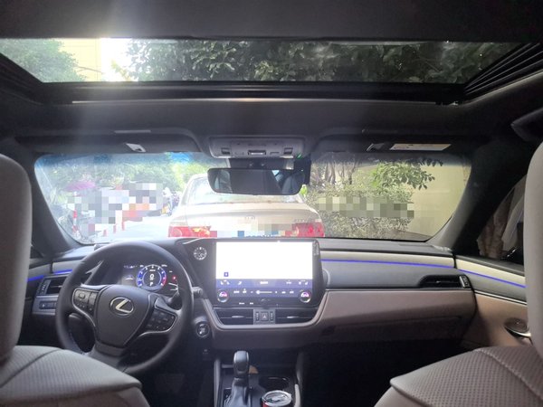 Lexus ES 2025, 9200 км, за 32584 USD - фото 19