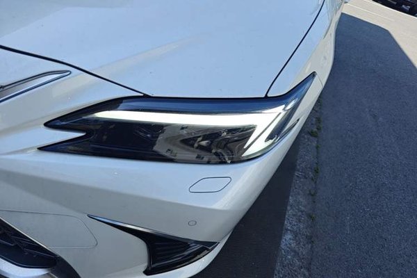 Lexus ES 2025, 4500 км, за 46322 USD - фото 10