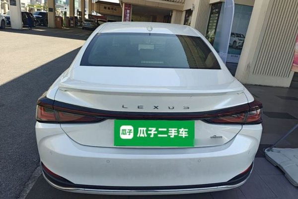 Lexus ES 2025, 4500 км, за 46322 USD - фото 6