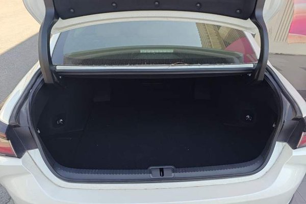 Lexus ES 2025, 4500 км, за 46322 USD - фото 22