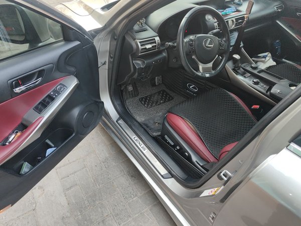 Lexus IS 2013, 95100 км, за 11987 USD - фото 13