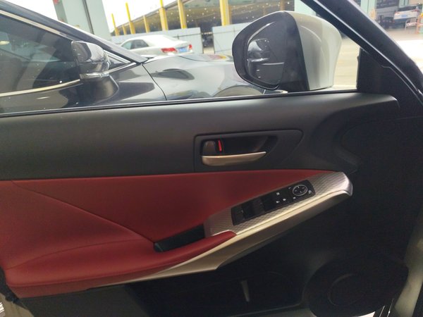 Lexus IS 2017, 131100 км, за 24094 USD - фото 26
