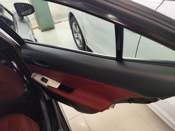 Lexus IS 2017, 131100 км, за 24094 USD - фото 25