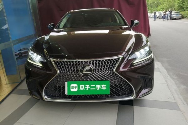 Lexus LS 2018, 112200 км, за 45671 USD