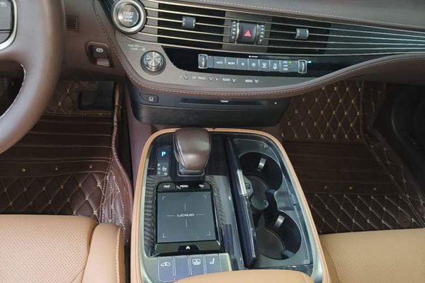 Lexus LS 2018, 112200 км, за 45671 USD - фото 17