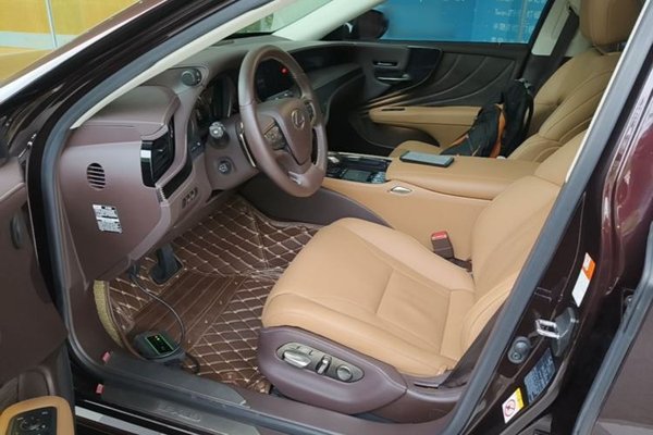 Lexus LS 2018, 112200 км, за 45671 USD - фото 18