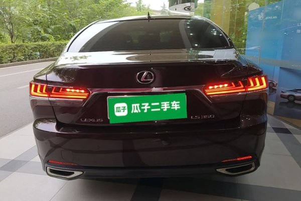 Lexus LS 2018, 112200 км, за 45671 USD