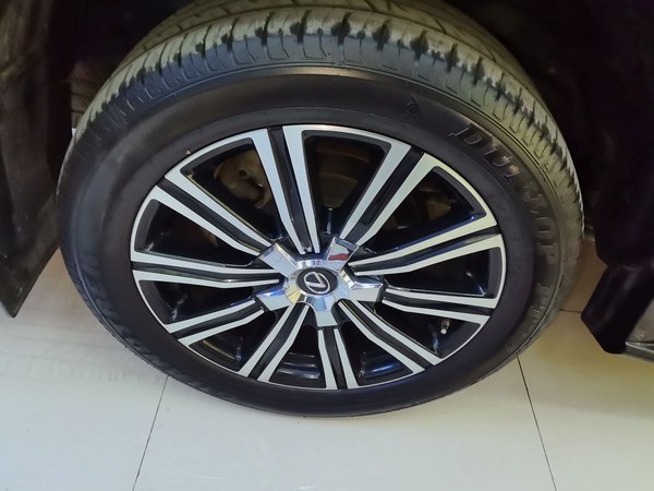 Lexus LX 2016, 122200 км, за 118486 USD