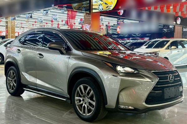 Lexus NX 2015, 123400 км, за 19497 USD