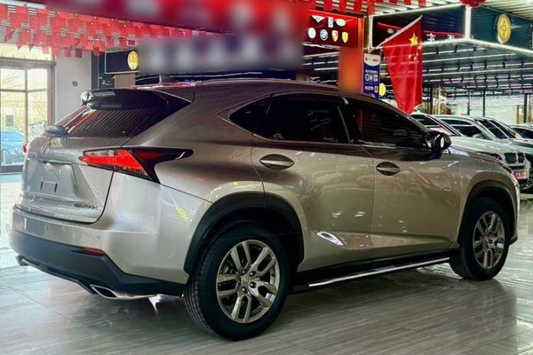 Lexus NX 2015, 123400 км, за 19497 USD