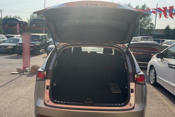 Lexus NX 2015, 123400 км, за 19497 USD - фото 10