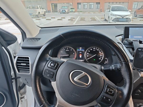 Lexus NX 2015, 121900 км, за 12119 USD - фото 15